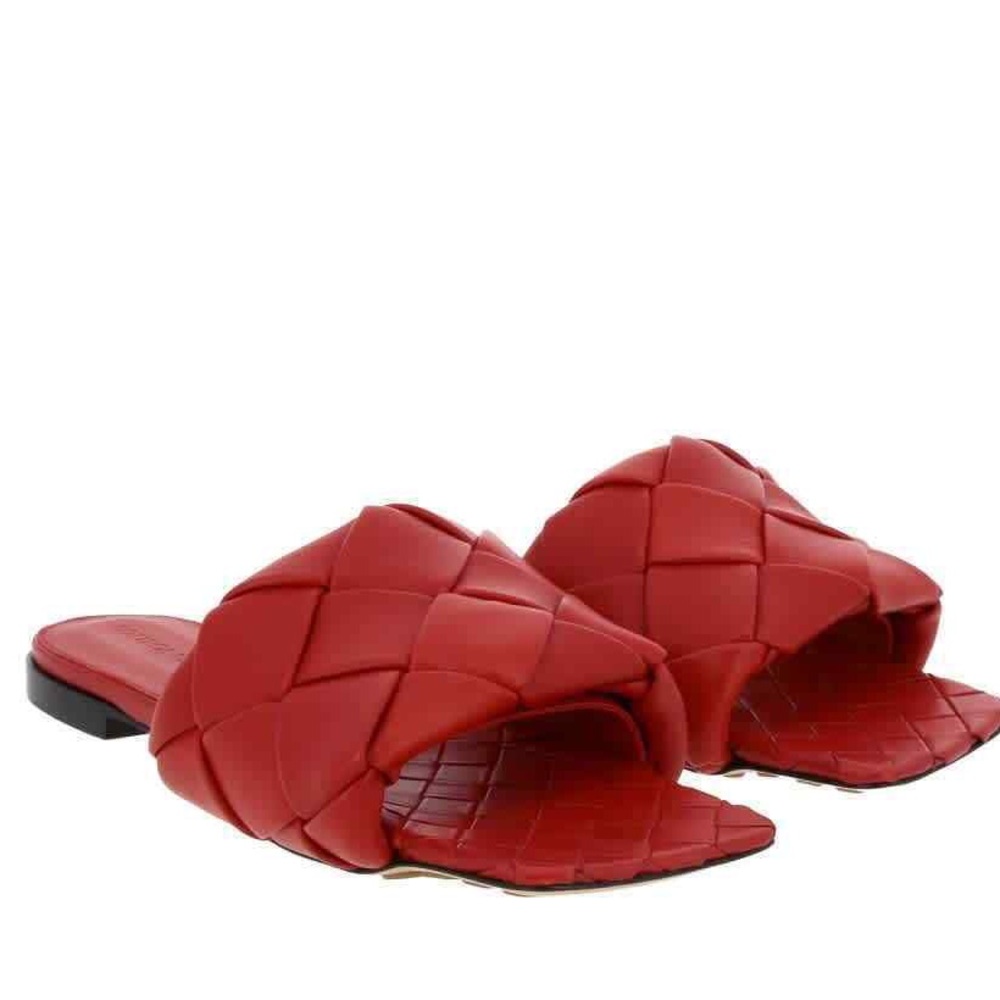 Bottega Veneta Lido Flat Leather Sandals, Red, Size 40